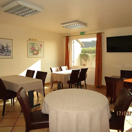 Hotel Acadie Gonesse Paris-Nord 3*